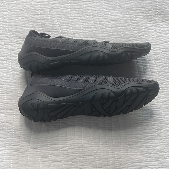 All In One Motion Water Shoes Dark Gray Size 8 - Picture 6 of 10